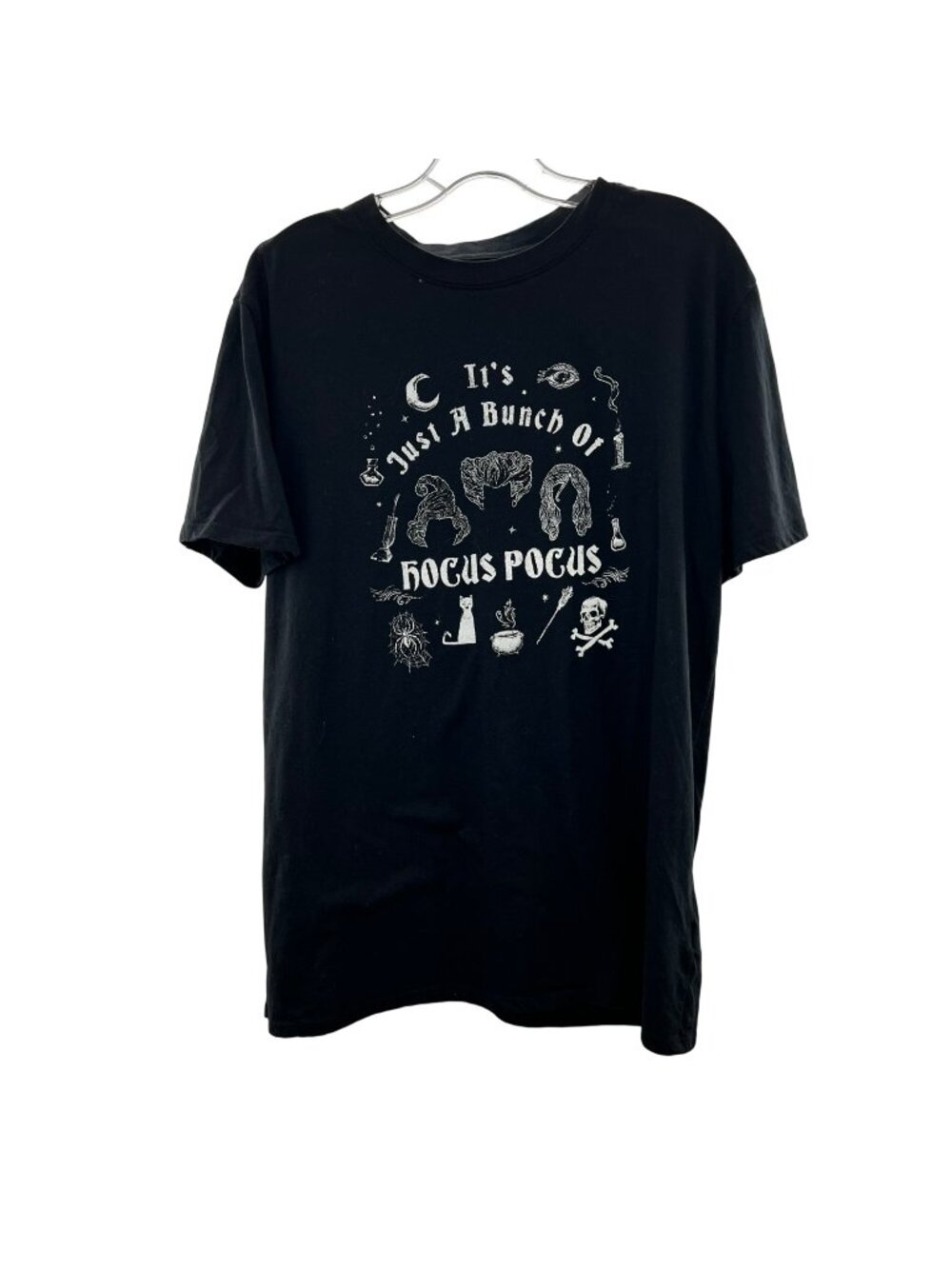 Maurices Women's Hocus Pocus T-Shirt Black/White Size Medium